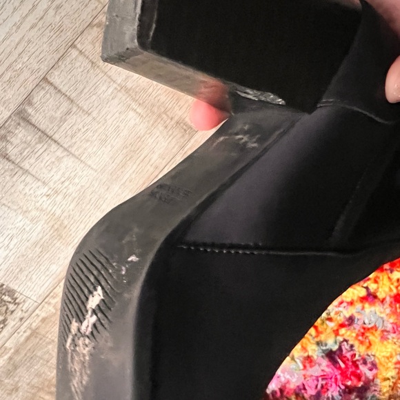 Forever, 21 heeled black boot size 7 1/2 - Picture 7 of 14